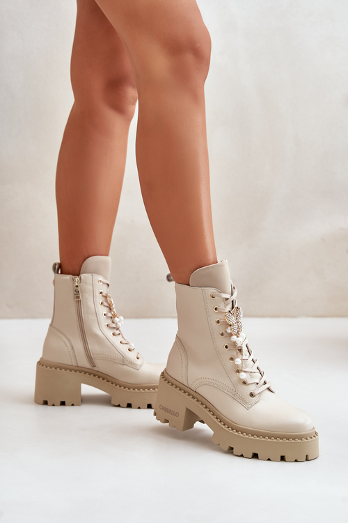 Шкіряні робочі ботильйони жіночі з метеликом, бежевий CheBello 4590