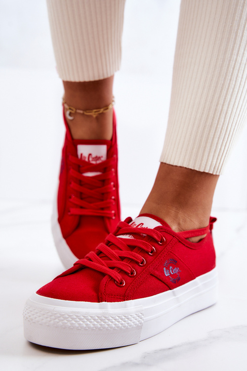 Кросівки на платформі Lee Cooper LCW-22-31-0834L червоні