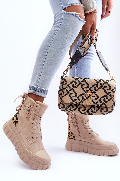 Жіночі замшеві чоботи на платформі Рафтера світло-бежевого кольору