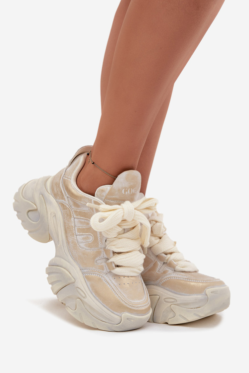 Шкіряні жіночі кросівки GOE SS2N4009 Золото