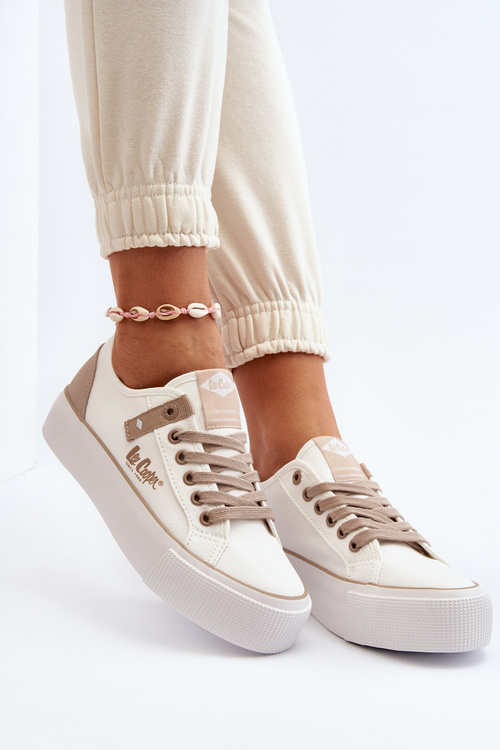 Жіночі тканинні кросівки Lee Cooper LCW-24-31-2198 білі
