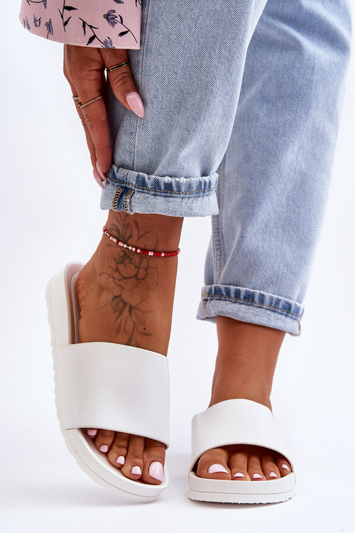 Жіночі класичні тапочки білі Rolien