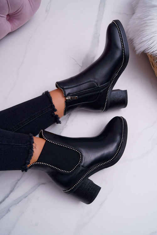 Чоботи жіночі на підборах зі стразами Чорні ритмічні