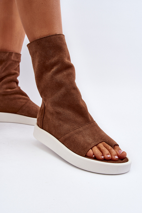 Коричневі жіночі замшеві босоніжки з верхом Zazoo 3441