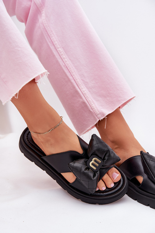 Жіночі шкіряні сандалі на платформі з бантиком CheBello 4647 чорні