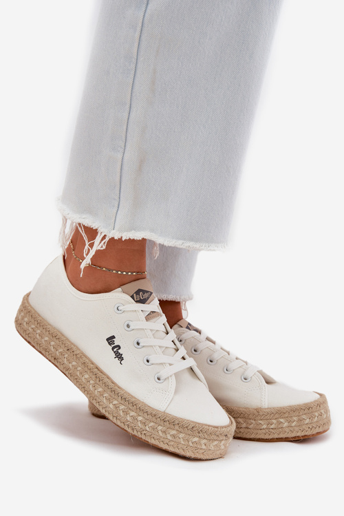 Жіночі Кросівки З В'язкою Lee Cooper LCW-25-44-3217 Білі