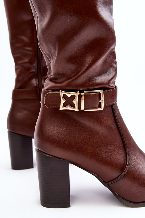 Жіночі чоботи до коліна з пряжкою та хутряною підкладкою коричневого кольору Sendilia