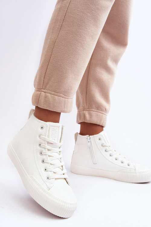 Жіночі кросівки на блискавці з підкладкою білі Big Star MM274017