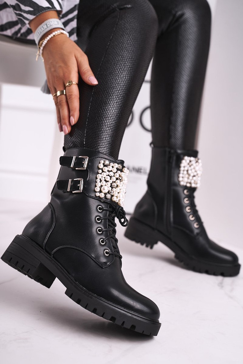 Чоботи жіночі на плоскому ходу чорні Bemmer