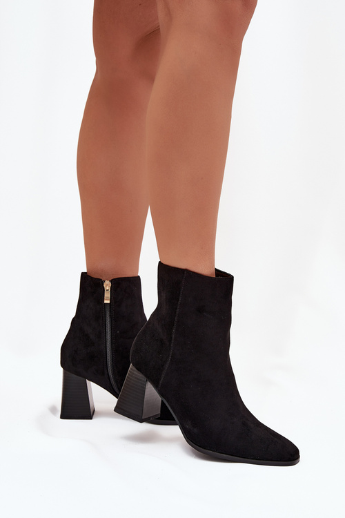 Ботильйони Для Жінок З Еко Замші На Каблуках З Замком Чорні Zelita