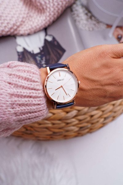 Жіночий темно-синій годинник Ernest Vega