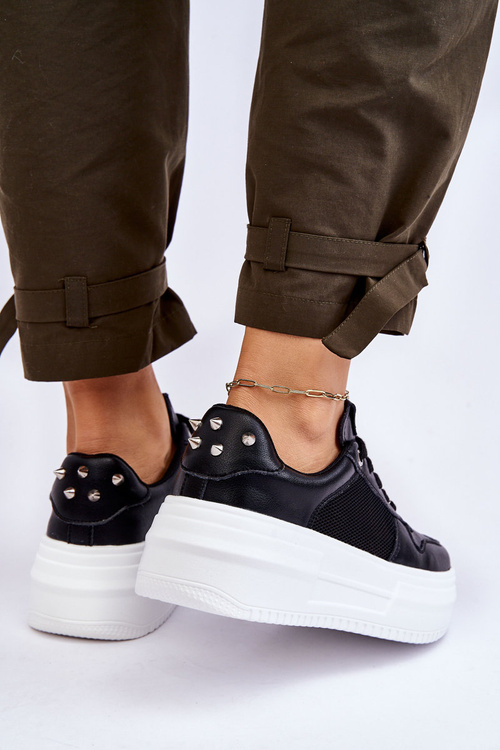 Жіноче класичне спортивне взуття GOE LL2N4061 Чорний