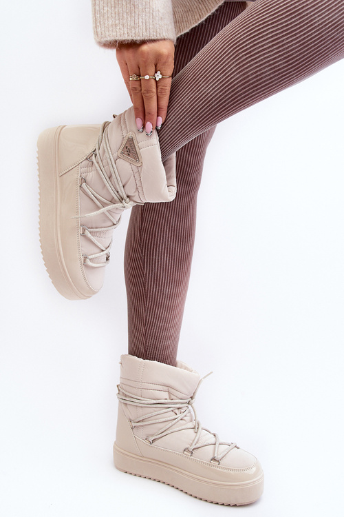 Жіночі зимові черевики на платформі та зав'язці бежевого кольору