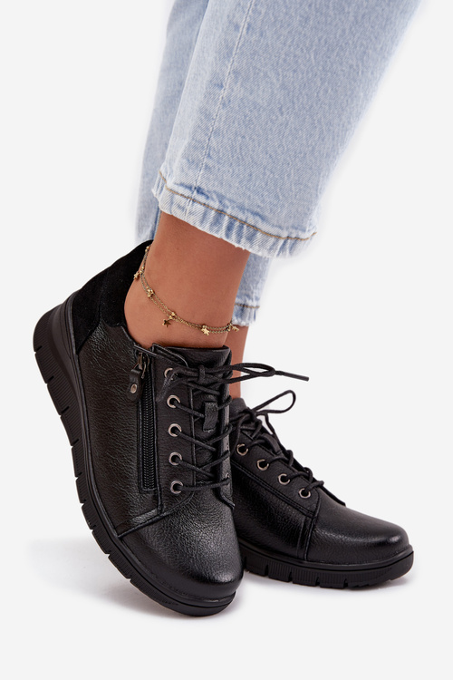 Шкіряне жіноче взуття на платформі Vinceza 39964 Чорне