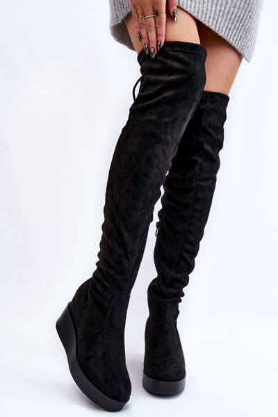 Жіночі високі чоботи на танкетці Elori чорного кольору