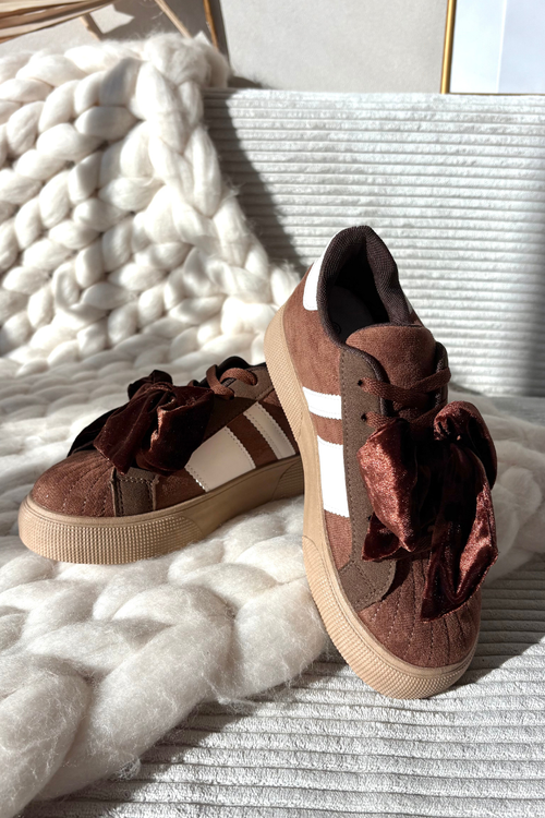 Жіночі кросівки з замшевим бантом коричневі Ashlyn