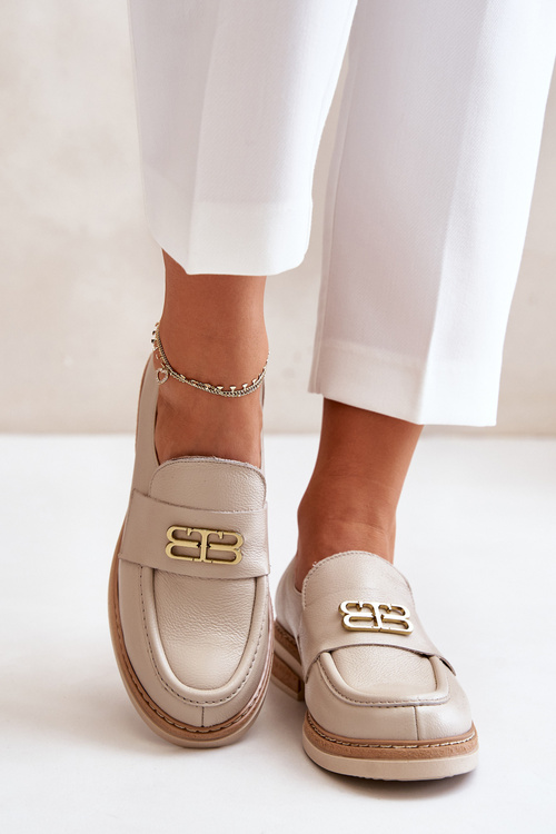 Бежеві шкіряні елегантні туфлі на плоскій підошві для жінок Zazoo 20174