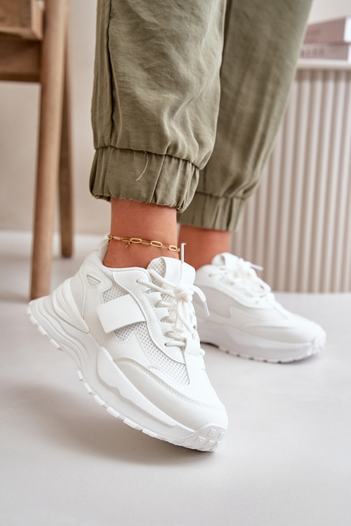 Жіночі кросівки на платформі білі Nevelaine