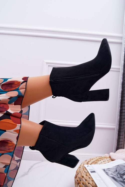 Чоботи жіночі на шпильці замшеві чорні літні