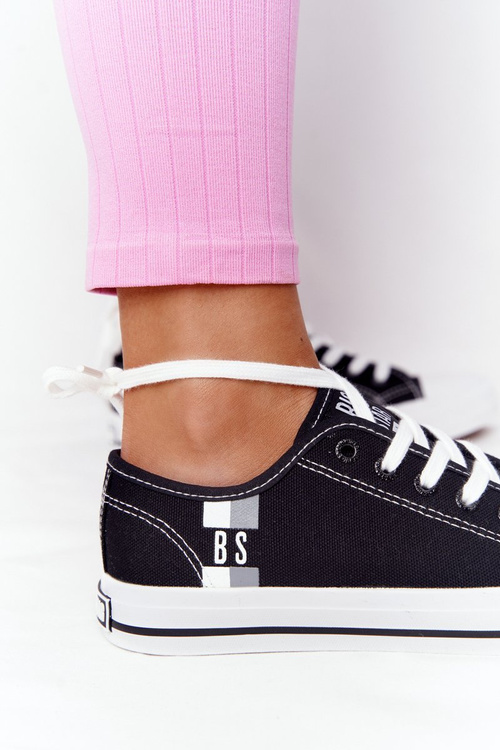 Класичні жіночі кросівки BIG STAR HH274108 Чорні