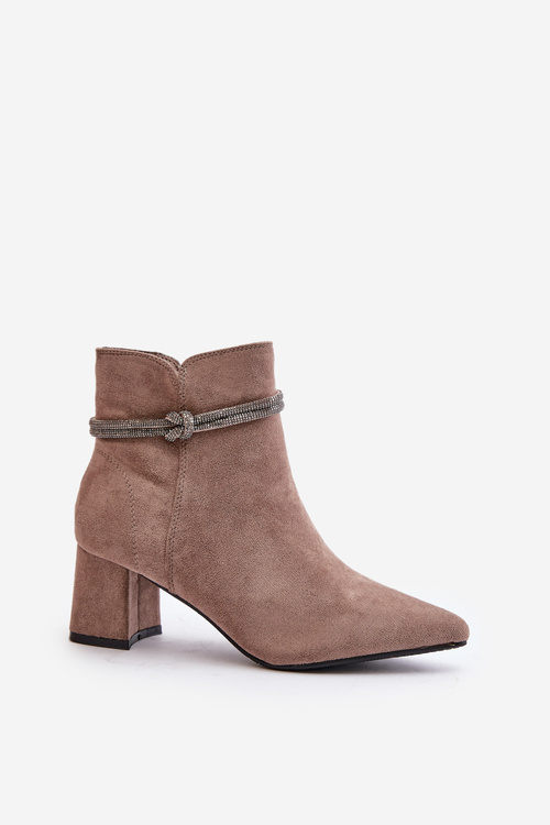 Жіночі еко-замшеві чоботи на підборах з гострими носами коричневого кольору Terivannes