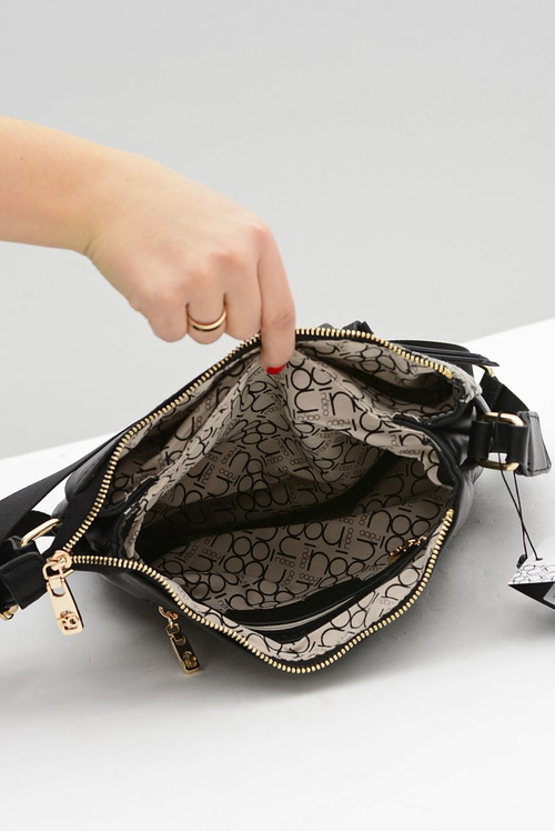 Жіноча середня чорна сумка Nobo Letter Bag