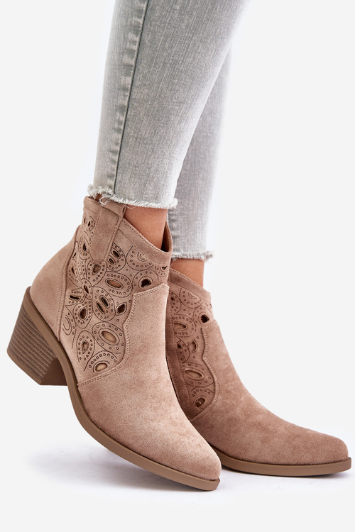 Жіночі замшеві перфоровані ковбойські чоботи бежеві S.Barski HY42-086