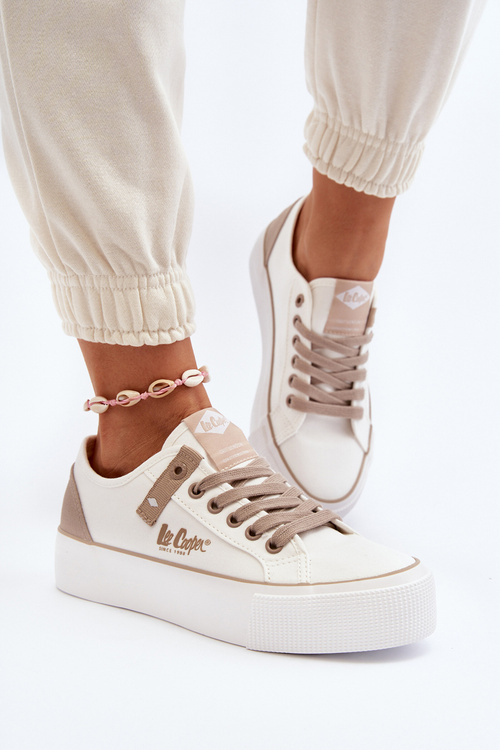 Жіночі тканинні кросівки Lee Cooper LCW-24-31-2198 білі