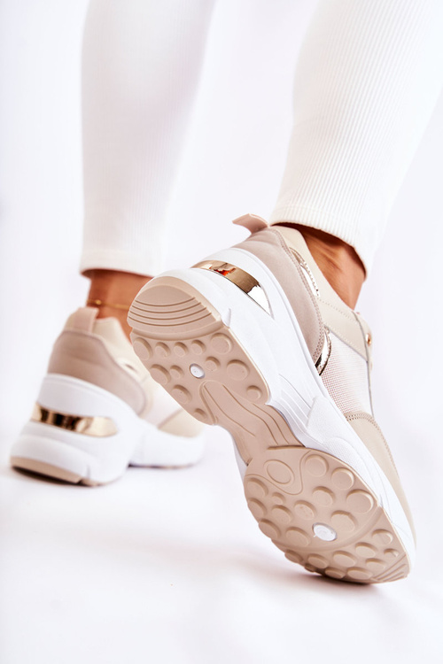 Жіноче блискуче спортивне взуття на танкетці, бежевий Activity