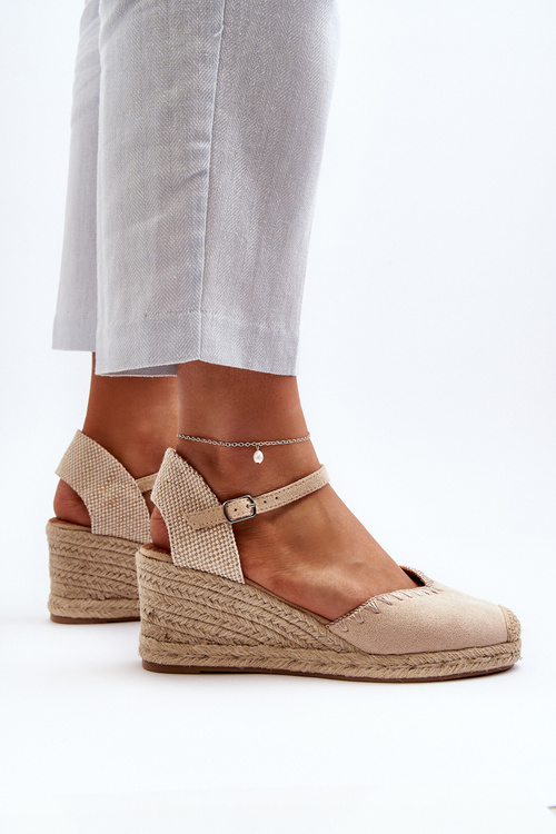 Замшеві босоніжки еспадрільї на танкетці з тканими деталями бежевого кольору Raylin