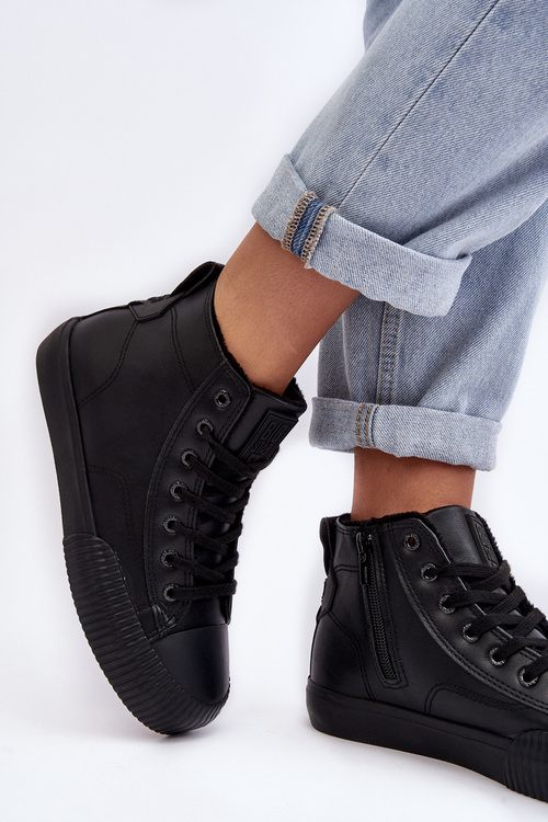 Жіночі стьобані кросівки на блискавці чорні Big Star MM274020