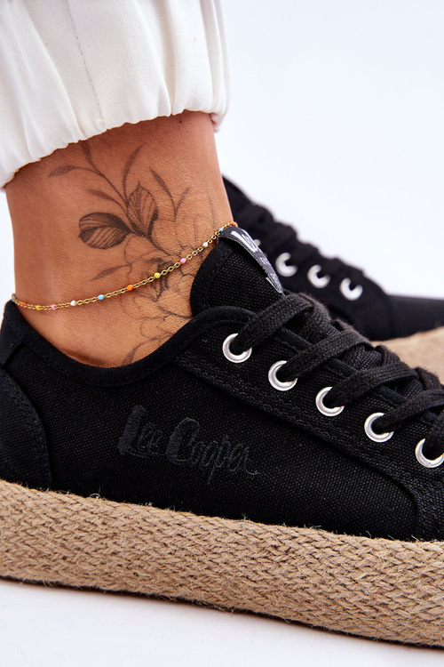 Модні плетені кросівки Lee Cooper LCW-23-31-1797L Чорні