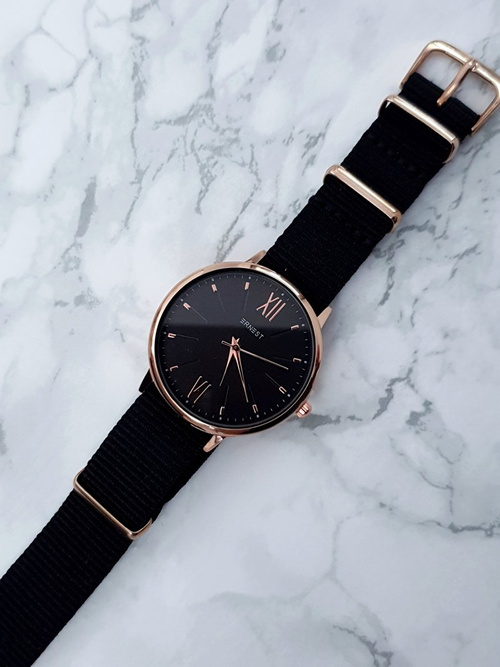 Жіночий годинник Ernest Fousie Black