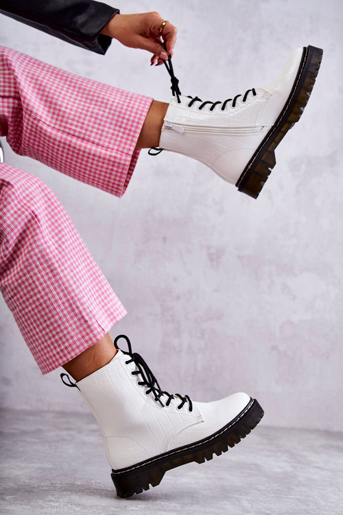 Жіночі теплі черевики зі зміїної шкіри білі Salma