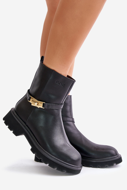 Шкіряні жіночі ботильйони з ремінцем ізольовані GOE OO2N4150 Чорні