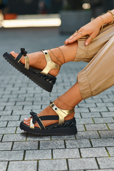 Жіночі босоніжки з бантом D&A CR956 золото