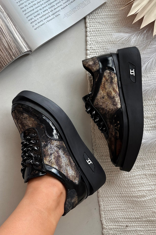 Шкіряне жіноче взуття на шнурівці на платформі Artiker 57C2042 Чорно-золоті