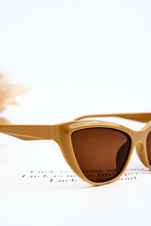 Модні сонцезахисні окуляри Cat Eye V090169 Темно-бежеві