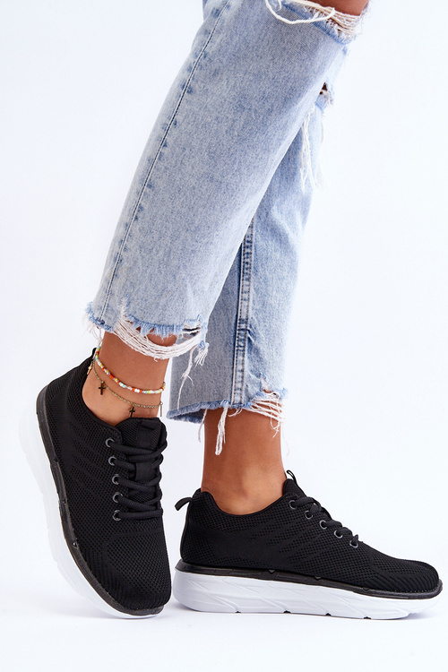 Жіноче спортивне взуття на шнурівці чорного кольору Lavarone