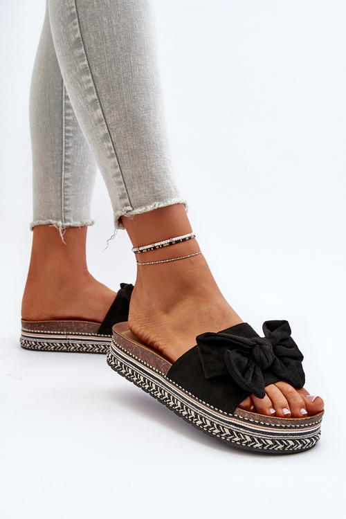 Жіночі босоніжки на платформі з бантом чорні Evatria