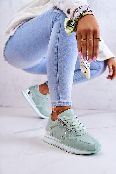 Замшеве спортивне взуття на платформі світло-зеленого кольору