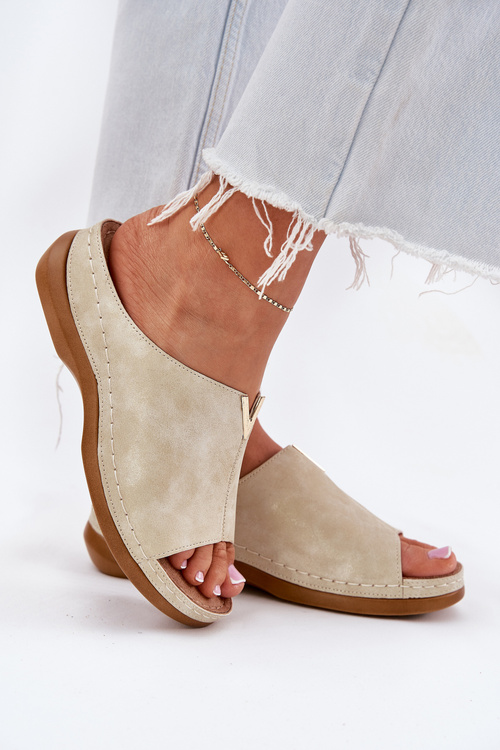 Зручні жіночі сандалі на платформі золоті Claribelle