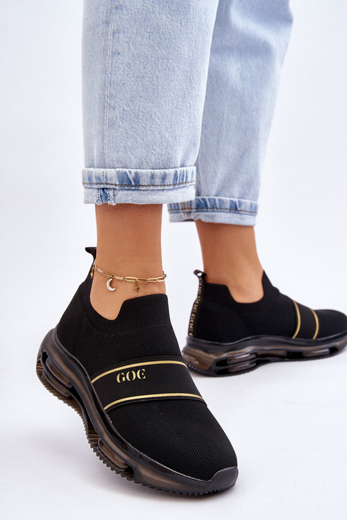 Жіноче спортивне взуття GOE LL2N4032 Чорний