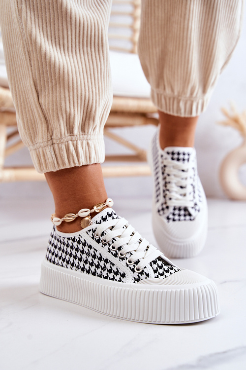 Низькі кросівки на платформі біло-чорні Mischa