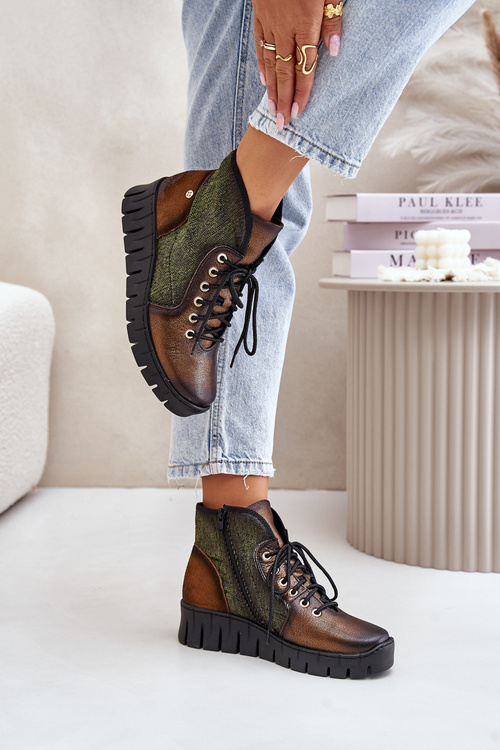 Шкіряні ботильйони на платформі та танкетці Maciejka 06702-09 Зелено-Золотий