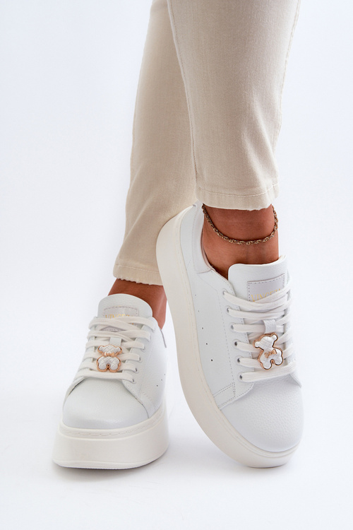 Жіночі шкіряні кросівки на платформі з ведмедиком білі Vinceza 66641