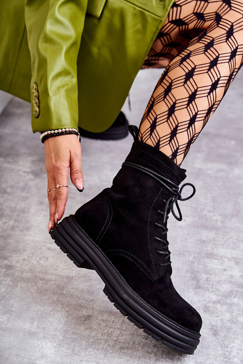 Жіночі замшеві чоботи на зав'язках чорна афра
