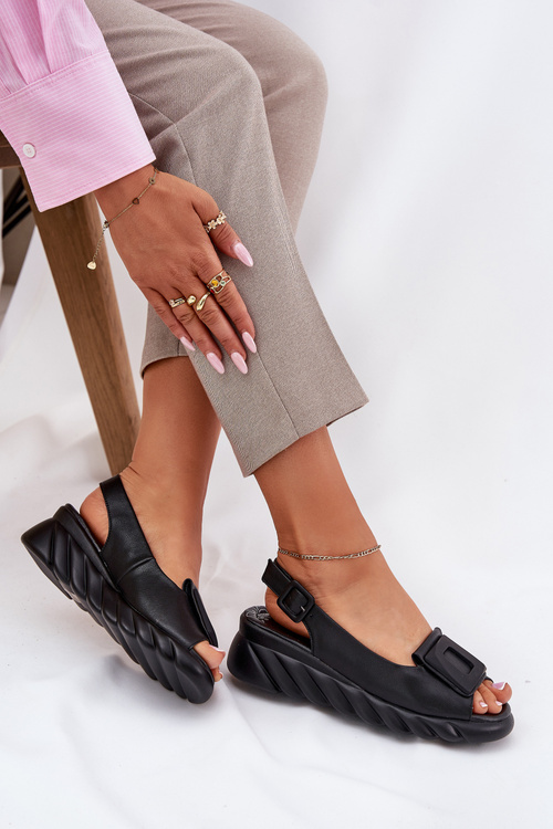 Жіночі шкіряні сандалі на підборах з декором Artiker Чорні 56C2156