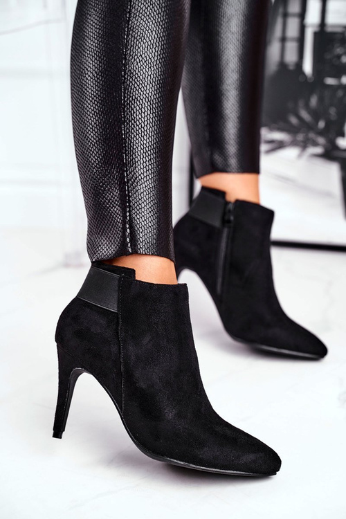 Чоботи жіночі на високому каблуці чорні офісні