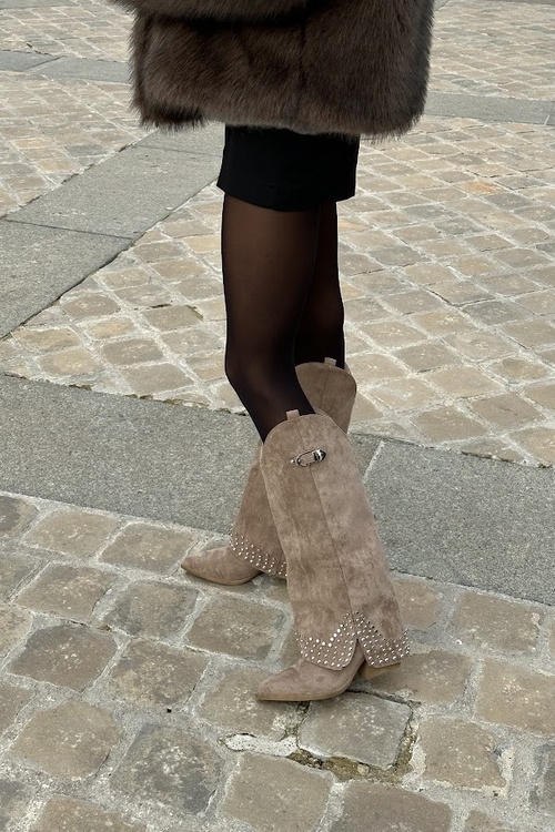 Чоботи З Загнутим Хутром На Каблуці Темно-бежеві Iveliri